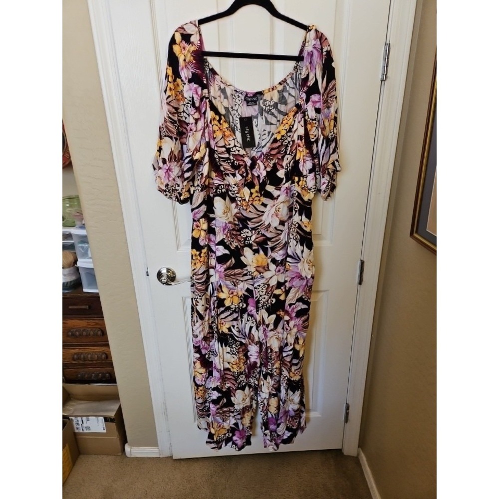 NWT City Chic Mahe Jumpsuit Floral Print Sweetheart Neckline Tie Front Side 2XL